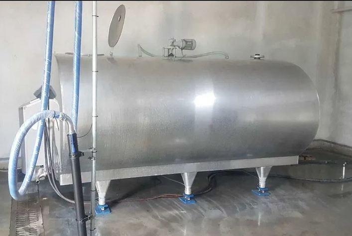 dozuvannya-kilkosti-ridini-v-molochnomu-oholodzhuvachi-shlyahom-vikoristannya-tenzodatchikiv-keli-sensing