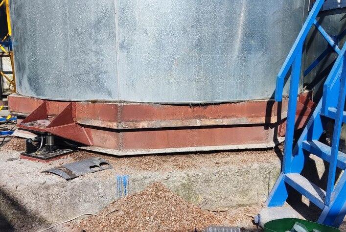 vstanovlennya-rezervuaru-na-cifrovih-tenzodatchikah-keli-klasu-tochnosti-c5-ta-vuzlami-vbudovi-z-antiperekidannyam